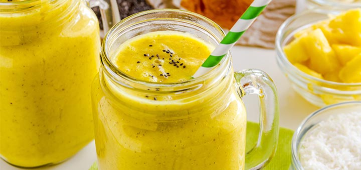 Pineapple & Turmeric Anti-Inflammatory Smoothie