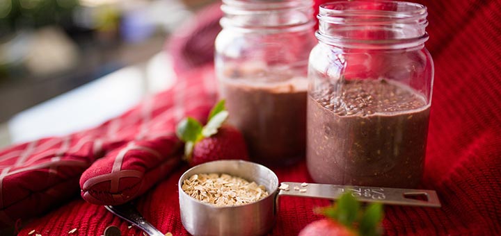 Maca, Almond Butter & Cacao Overnight Oats