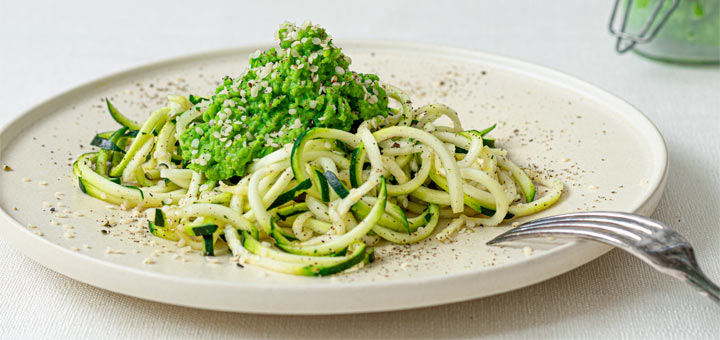 Zucchini Noodles With A Spicy Kale Pesto