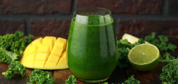 Easy And Healthy Kale Mango Smoothie