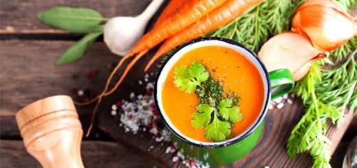 raw-carrot-ginger-soup