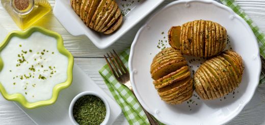 hasselback-potatoes