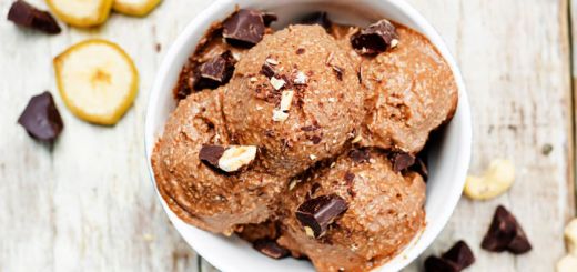 chocolate-macadamia-nut-ice-cream