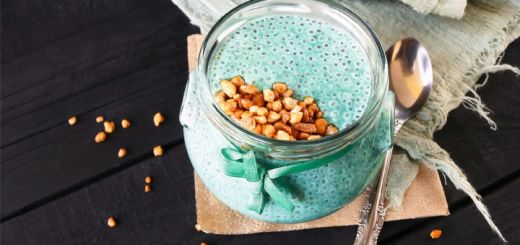 spirulina-chia-pudding