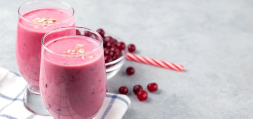 pineapple-cranberry-smoothie